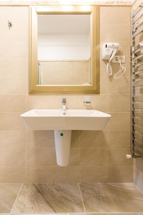 Brize Guesthouse Tuzla Extérieur photo